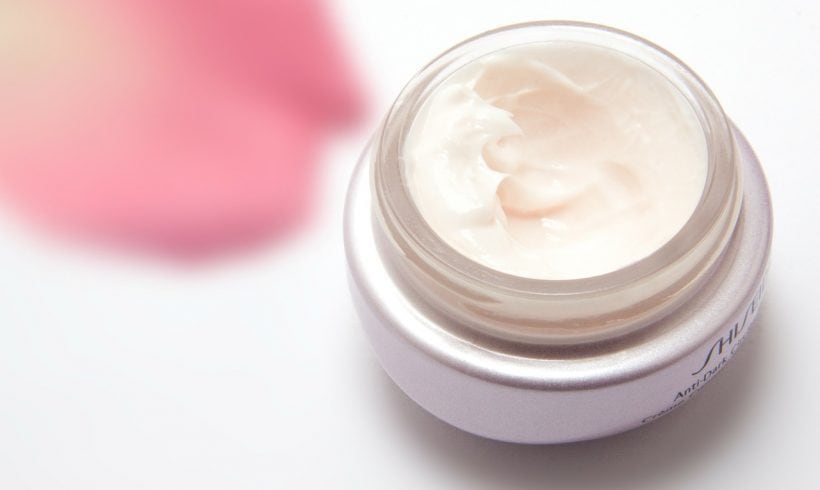 Green Beauty Junkie: 10 Best Eco-Friendly Cosmetics From Drugstore
