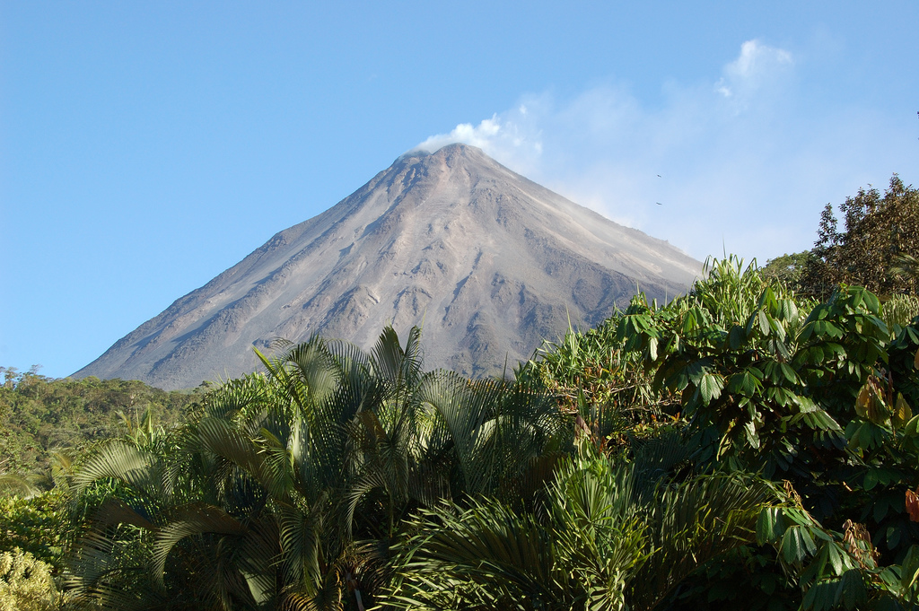 Arena Volcano by Ardyiii Wikimedia Commons