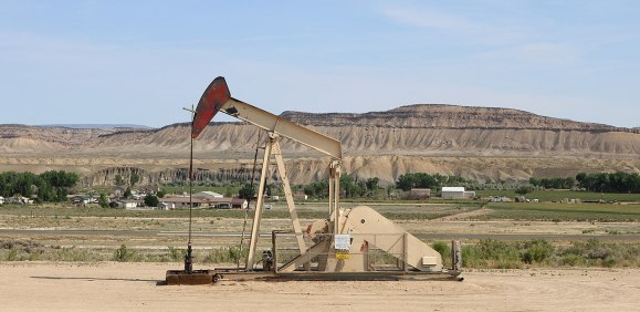 Oil well in Rangely, Colorado. Photo by Jeffrey Beall Wikimedia Commons