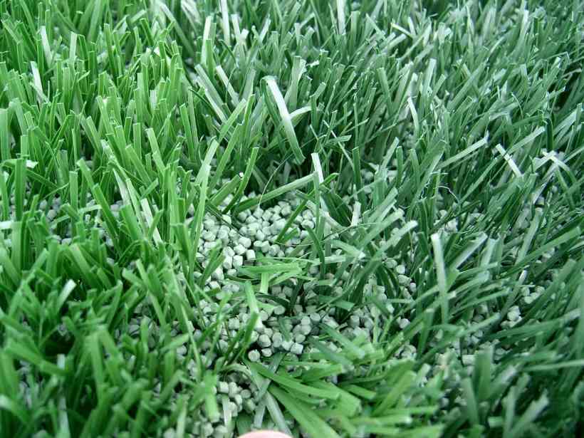 The Environmental Impact of Artificial Grass: Myths and Realities