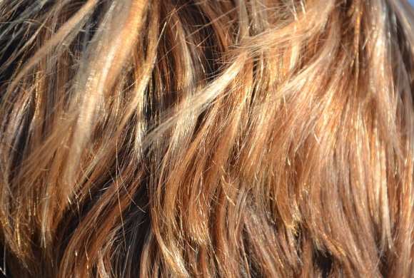 How to Straighten Your Hair Naturally at Home How to Straighten Your Hair Naturally at Home